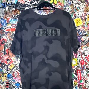 Jordan upside down logo tee